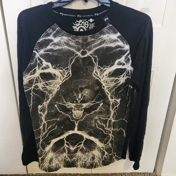 LRG - Picture 1 of 3